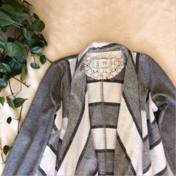 Anthro Saturday Sunday Elise Grey Striped Cardigan - Picture 3 of 6